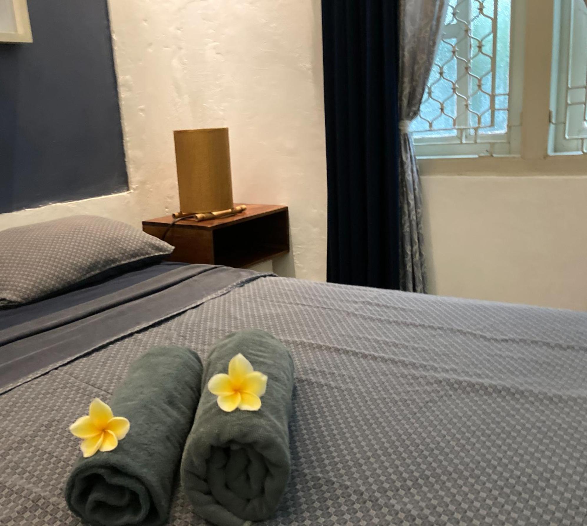 Апартаменты The Patio Yogya Джокьякарта Экстерьер фото